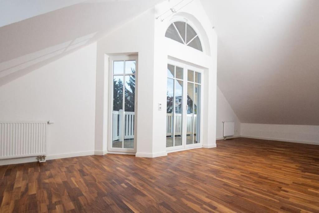 Phantastisches Haus Mit Pool Direkt In Muenchen ภายนอก รูปภาพ